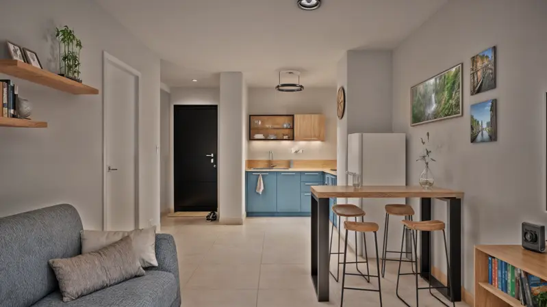 Rendu 3D réaliste d’un appartement complet réalisé pour une valorisation immobilière. Visualisation claire et hautement détaillée. Modélisation 3D d’un appartement entier pour valorisation immobilière, vue réaliste d’un intérieur moderne.